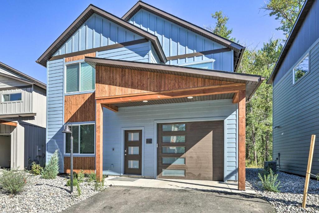 Bozeman Stand-Alone Home with River Access!